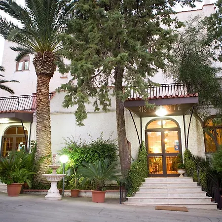 Hotel Miravalle 2*